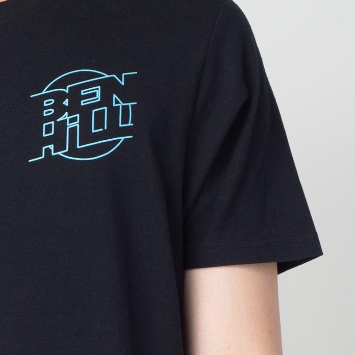 ➳ Benhill Kaos Grafis Katun 30s Combed Lengan Pendek Hitam 330-35268 ☂