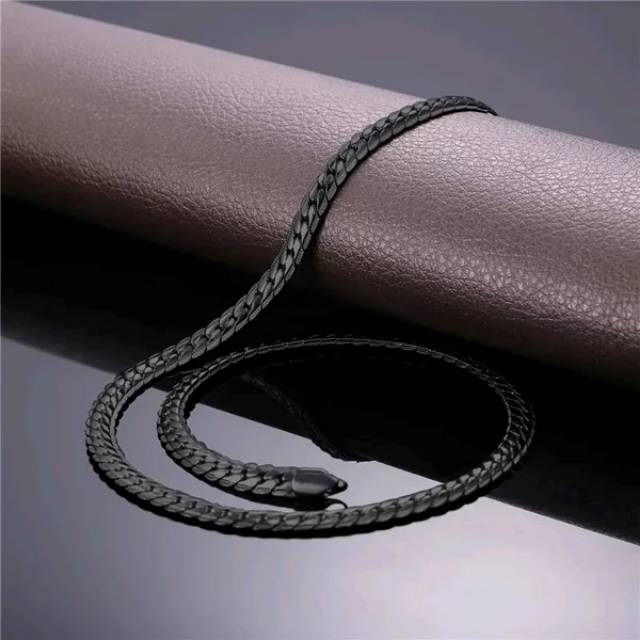 Gelang Titanium Hitam Pria Wanita