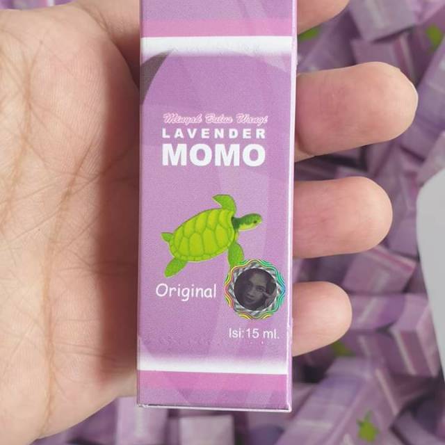 

Minyak bulus MOMO