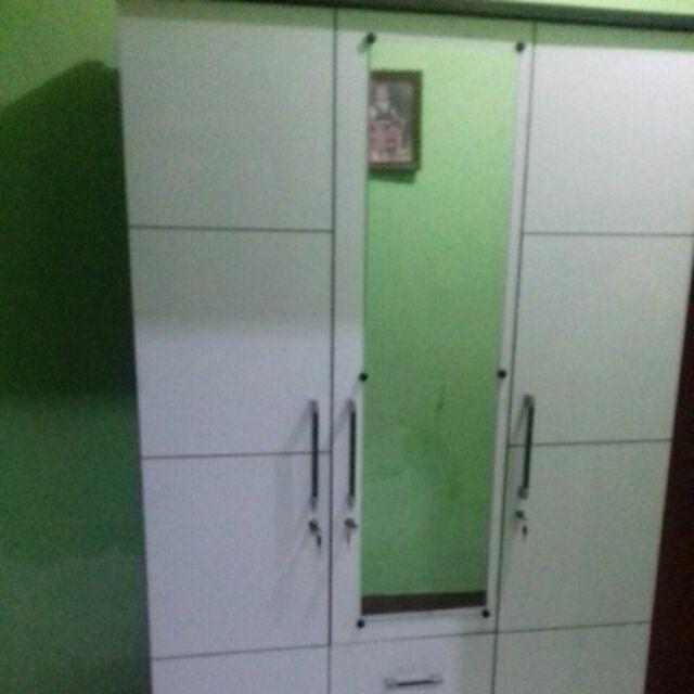 Lemari Pakaian 3 Pintu Laci dan Kaca Murah Meriah Bagus Lemari Pakaian 3 Pintu Laci dan Kaca Murah Meriah Bagus