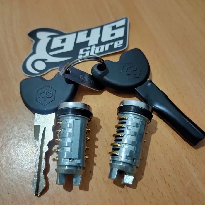 Kunci Kontak / Kunci Jok Piaggio Zip / Liberty 100