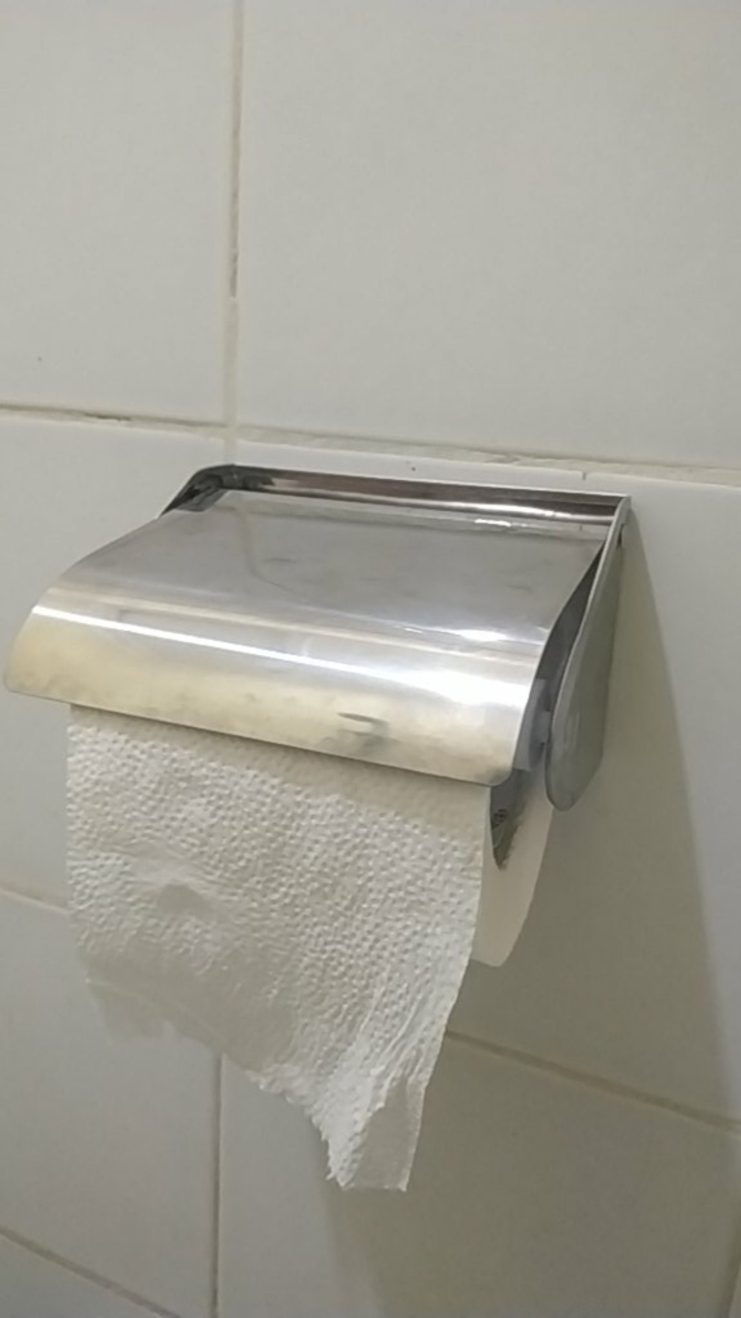 Maspion Toyo Tempat Tissue Roll Gulung Toilet Kamar Mandi