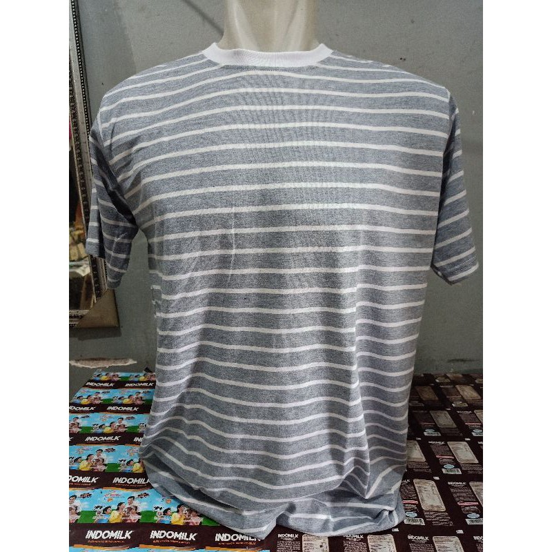 Kaos stripe abu putih kecil size S-5XL