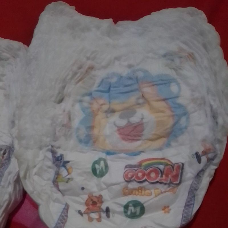 pampers goon