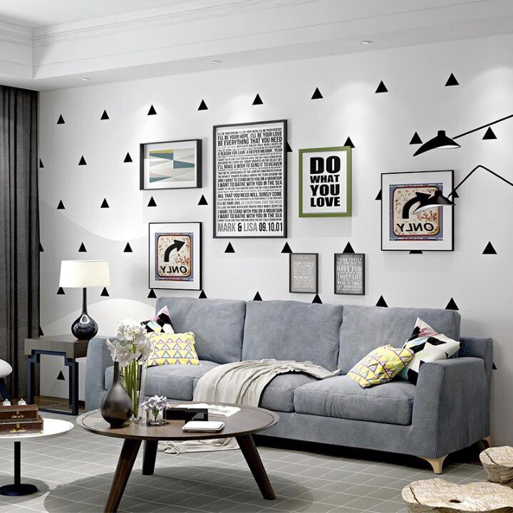 Wallpaper Stiker  Dinding  Motif Segitiga  Hitam Kecil Ukuran 