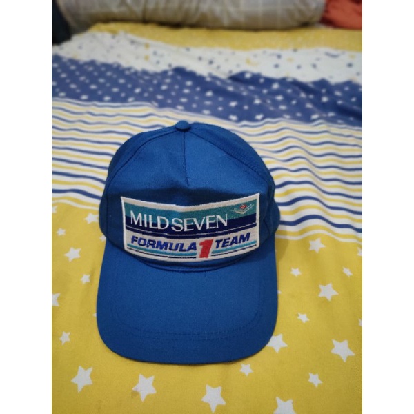 Topi Pembalap F1