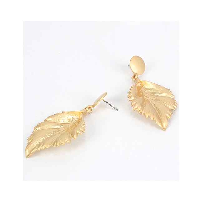 LRC Anting Tusuk Fashion Metal Leaf Earrings F5636X