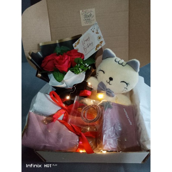 

HAMPERS/KADO ULTAH