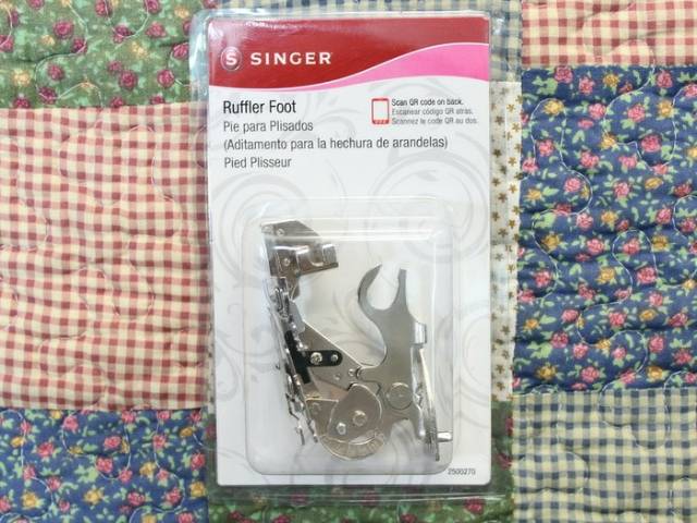 Sepatu Rempel / Kerut / Wiru / Ruffler Foot Merk SINGER