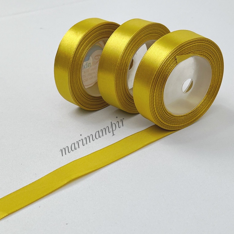 

PITA SATIN KAIN 3/4 INCI / 2 CM WARNA GOLD