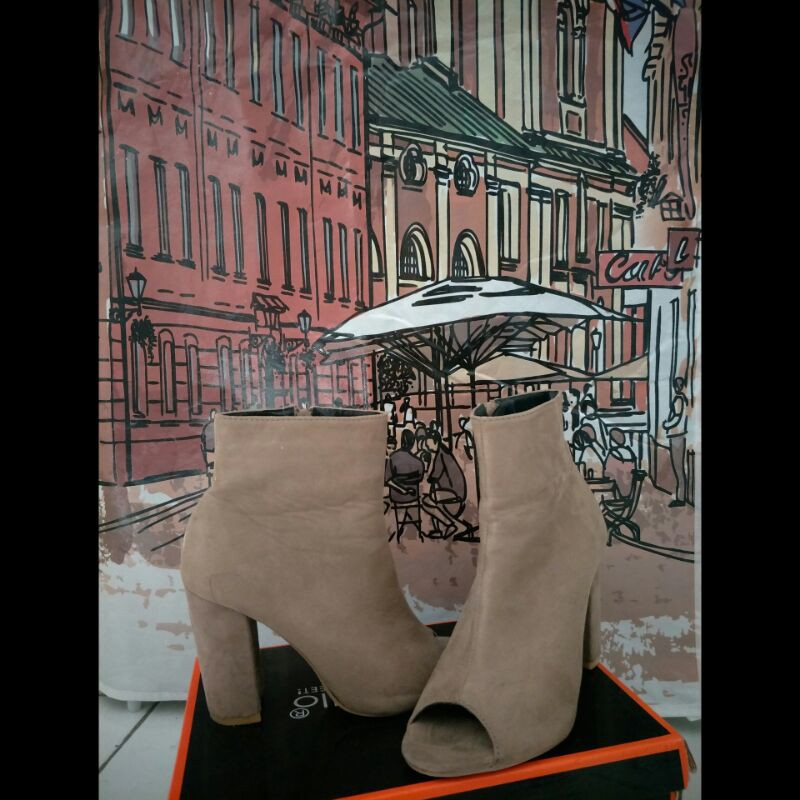 Sepatu Boots Merk Nine West