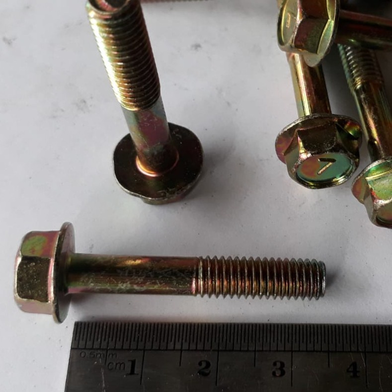FLANGE BOLT M6 X 35 / BAUT TOPI M6 X 35 KUNING / FLANGE BOLT M6X35 KUNING / BAUT M6 / BAUT 10 KUNCI 