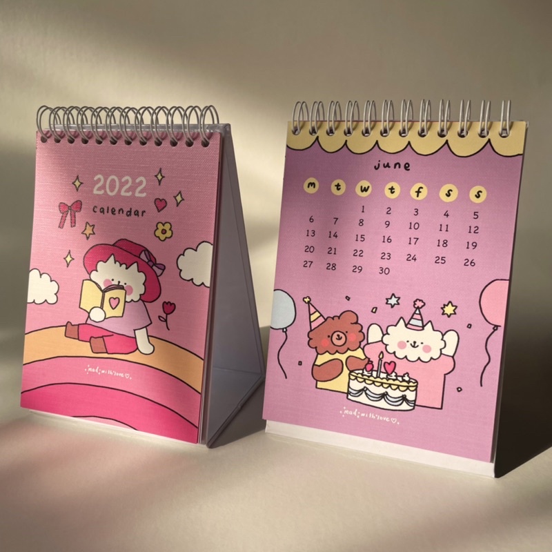 

Maddy desk 2022 calendar