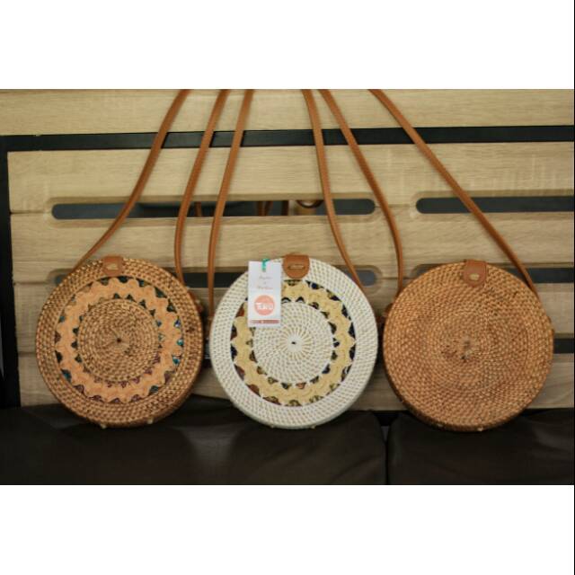 Tas Rotan Bulat Bali Tas Wanita Selempang Slingbag Rotan