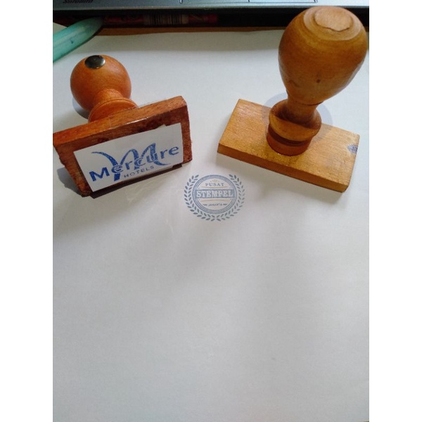 

Stempel Kayu/ Akrilik/ Runaflek