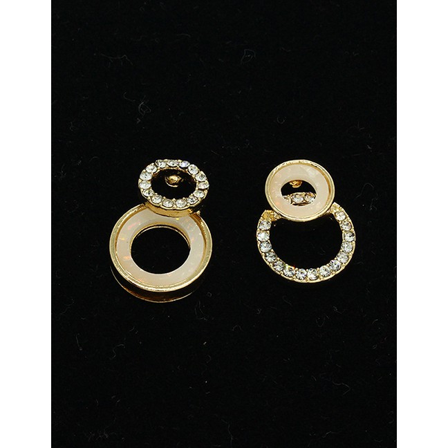 LRC Anting Tusuk Fashion Round Cutout Earrings With Diamonds P82182