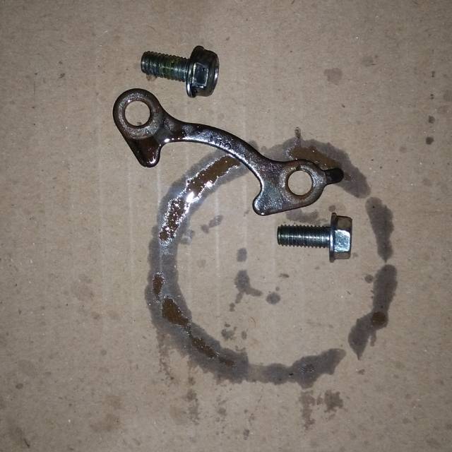 Kancingan Pengunci Bearing Gardan As Vario 110 Old Lama Karbu Karburator   Honda