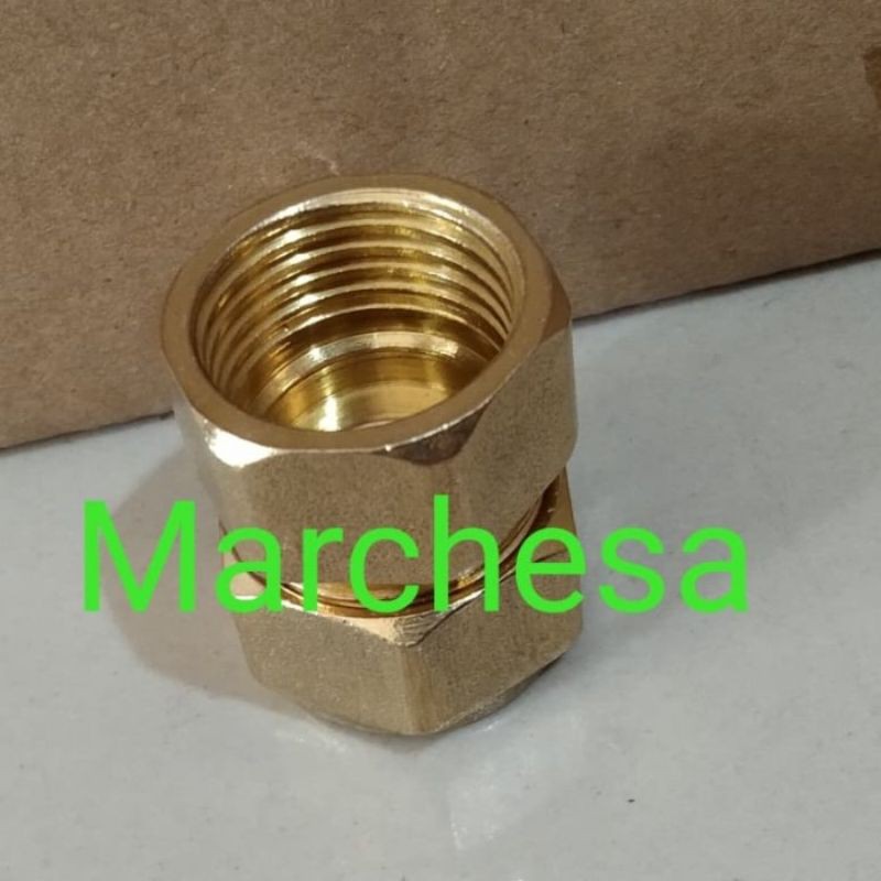 Sambungan Pipa air Panas Sok Drat Dalam Ukuran 1/2 inchi
