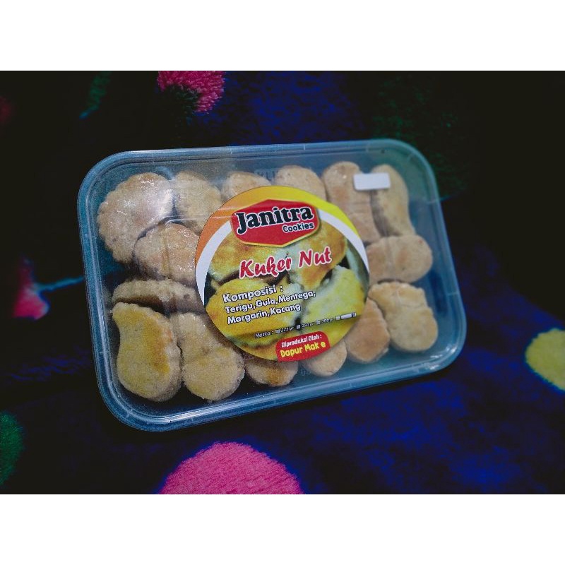 

kue kering kacang homemade by janitra cookies ± 500gram