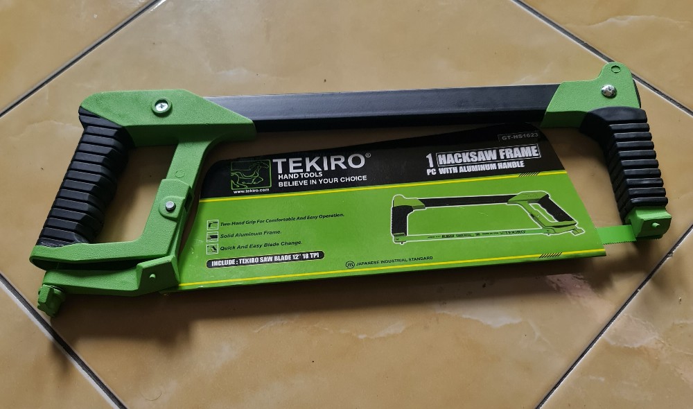 Tekiro Gergaji Besi Satu Set 12 Inch/ Gagang Gergaji Besi + Mata Gergaji 12