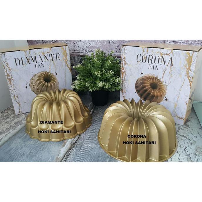 CORONA DAN DIAMANTE LOYANG PAN GOLD TINTIN RAYNER