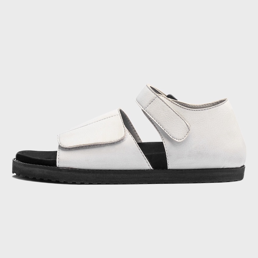 RORIN WHITE |ManNeedMe x GFLAMES| Sandal Jepit Pria Casual Sendal Slide ORIGINAL