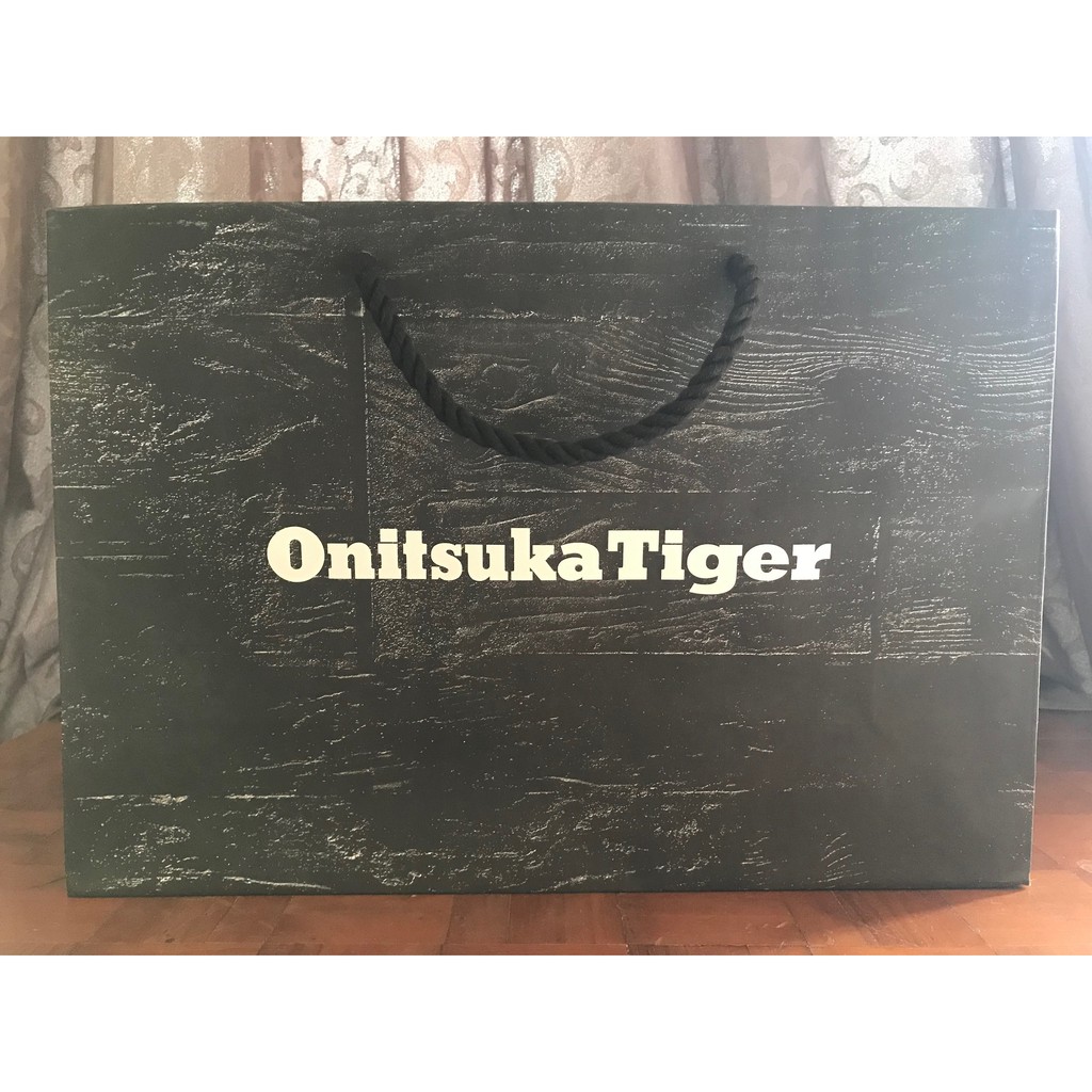 paper bag onitsuka tiger