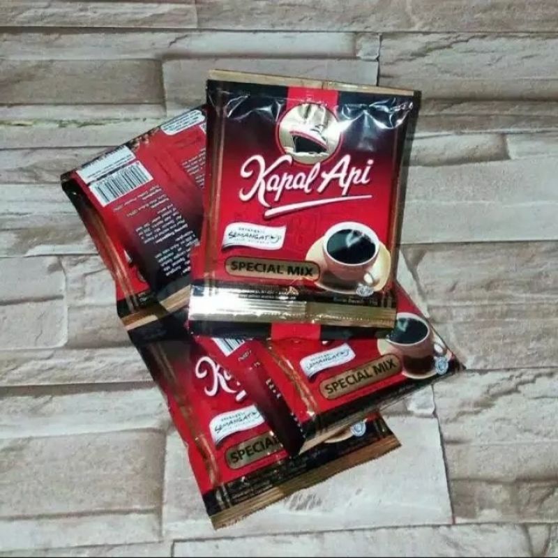 

KOPI Kapal Api Special Mix kopi + gula 1 renteng (24g × 10 sachet)