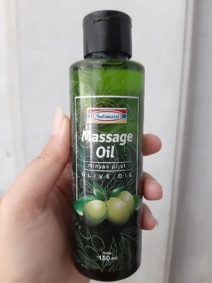 Indomaret Massage Oil Olive Oil 150 Ml Indonesia