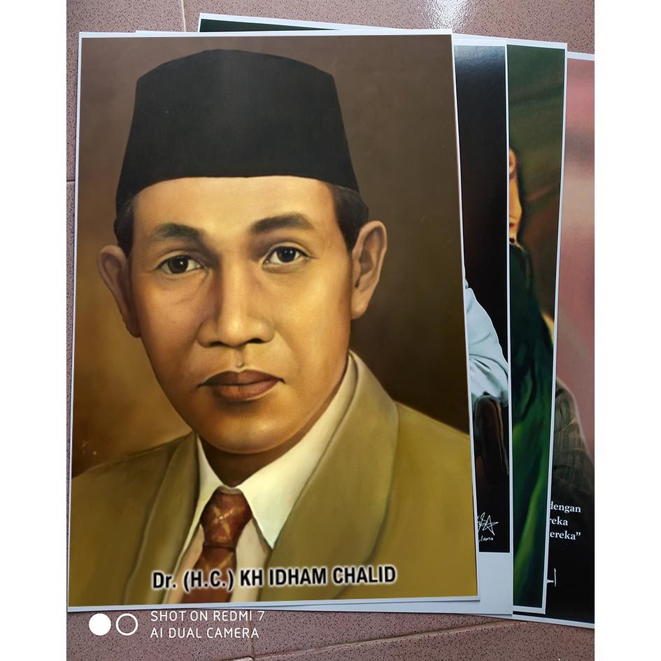 GAMBAR TAJAM, BISA COD, POSTER UKURAN 40X60CM KH IDHAM KHALID BAHAN LUSTER UV AWET ANTI GORES EFEK D