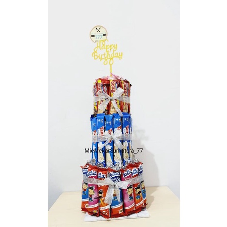 

SNACK TOWER/KUE ULANGTAHUN/SNACK CAKE/SNACK TART/SNACK ULTAH/BIRTHDAY TOWER/KADO ULTAH/KADO WISUDA/BUCKET/ULANG TAHUN/SET HADIAH/KUE TART/HAMPERS