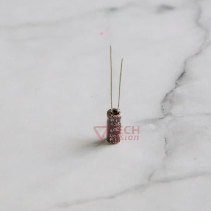 Kapasitor Elco 1uf - 250v 1uf250v 1uf/250v Capacitor tvison Ayo Order