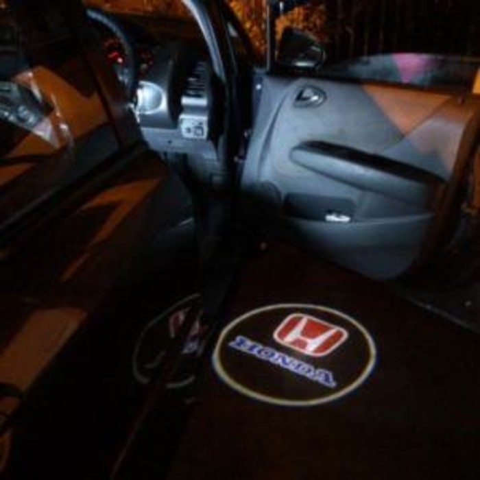 Lampu Proyektor Logo Honda