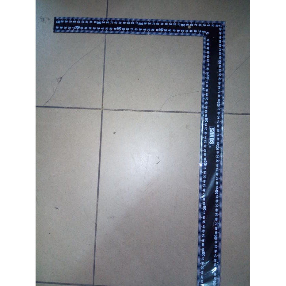 

Best Seller Penggaris Siku Hitam Hand Tools 600 x 400 x 2.0 Mm
