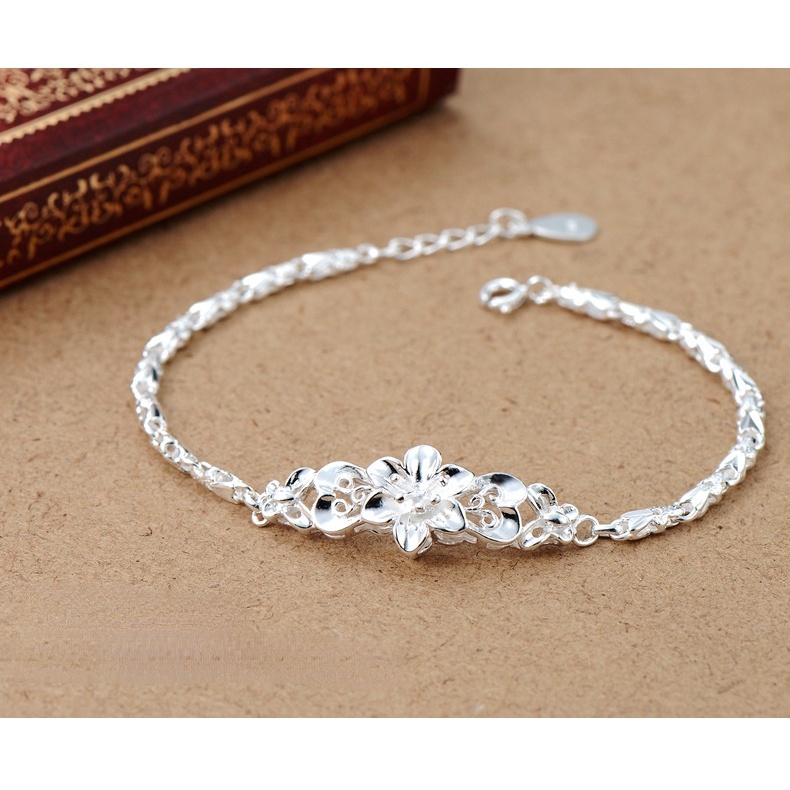 Gelang Desain Butterfly Love Flower Bauhinia Bahan Stainless Steel Warna Silver Untuk Wanita