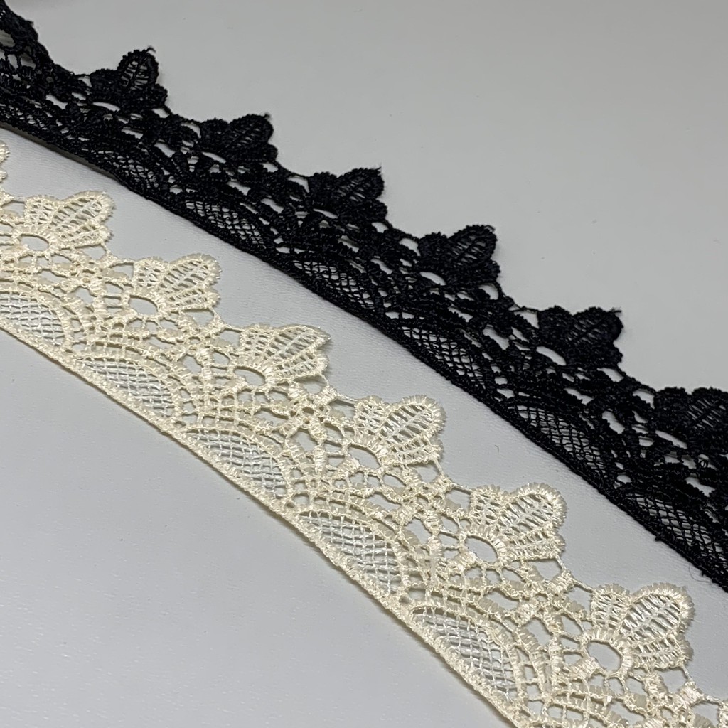 Renda Pinggir Bordir Hitam dan Krem/Cream 4,5 cm