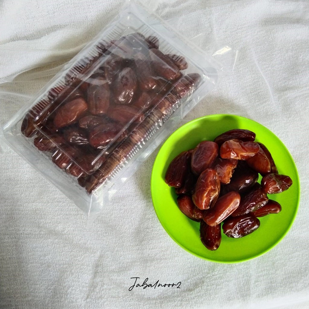 

Kurman Tunisia Madu / Kurma Tunis Madu 100% Fresh dan Original