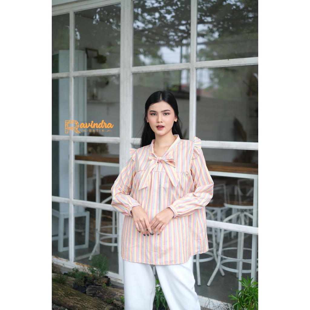 Blouse Lurik Tenun