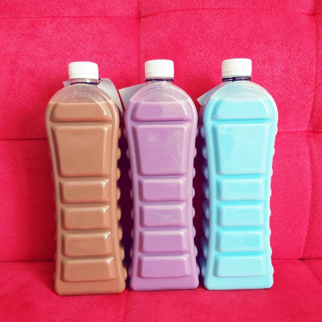 

Botol plastik 1 liter .
