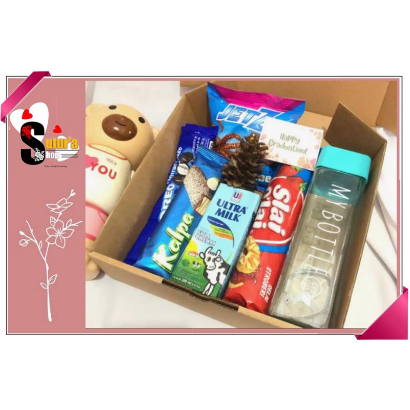 

[NEW] Murah!!! Hampers Snack Box / Snack Gift Box / Hadiah Wisuda / Kado Ulang Tahun / Hadiah Anniversary