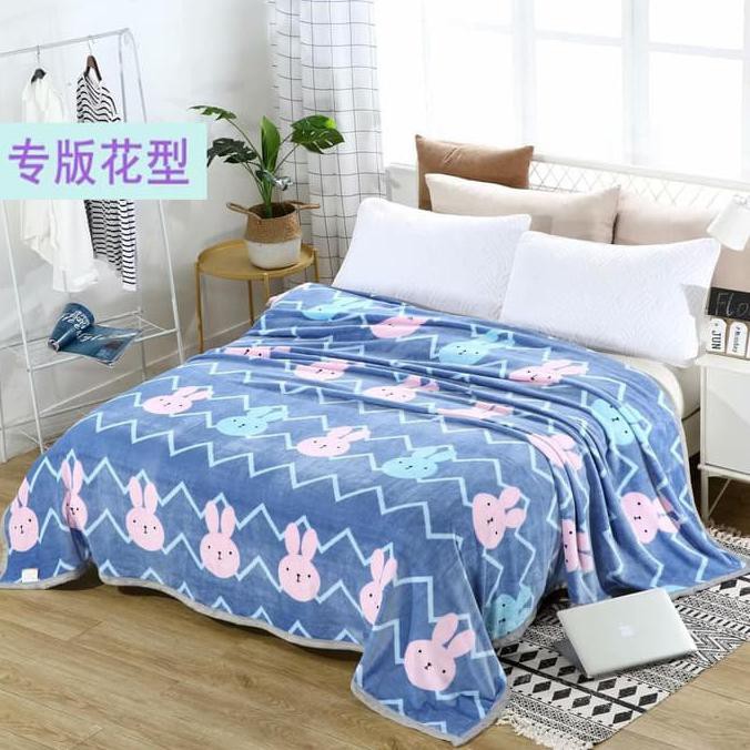 Selimut Bulu Tebal Karakter