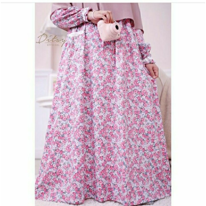 Ditsy November 2021 Rillyn Blue NightGown Size L