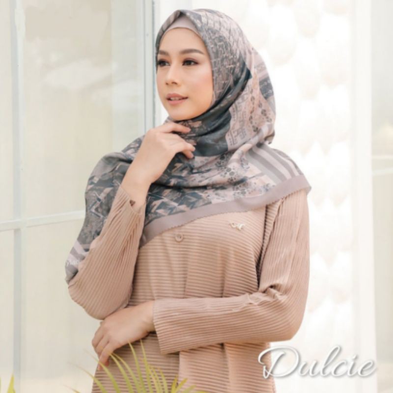 HIJAB SEGI EMPAT VOAL MOTIF LASERCUT PREMIUM TERBARU BEST SELLER || Dulchi abu