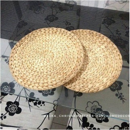 Placemat / Alas meja Anyaman Enceng Gondok diameter 30 cm