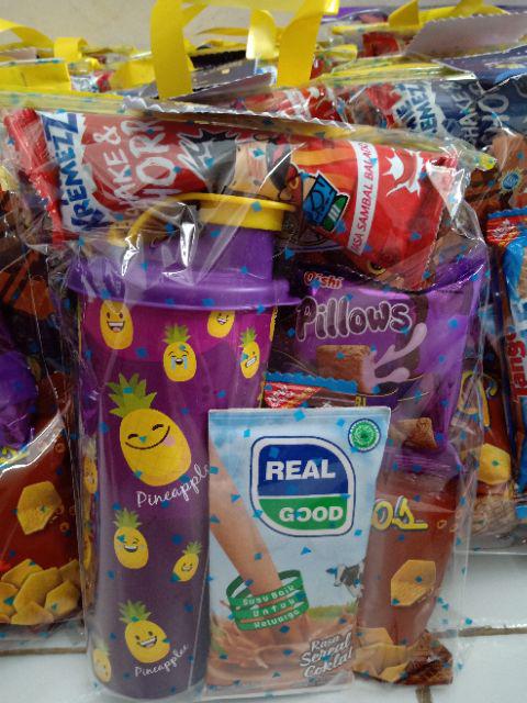 Parcel Snack Murah + Botol Minum Kemasan Cantik Ulang Tahun