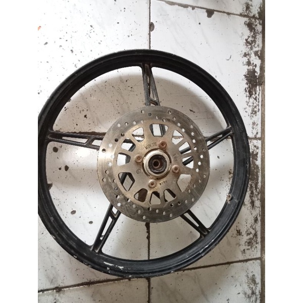 velg depan yamaha jupiter burhan-jupiter mx-jupiter zx-vega r new-vega zr.bintang mx.kw-atau mitasi.