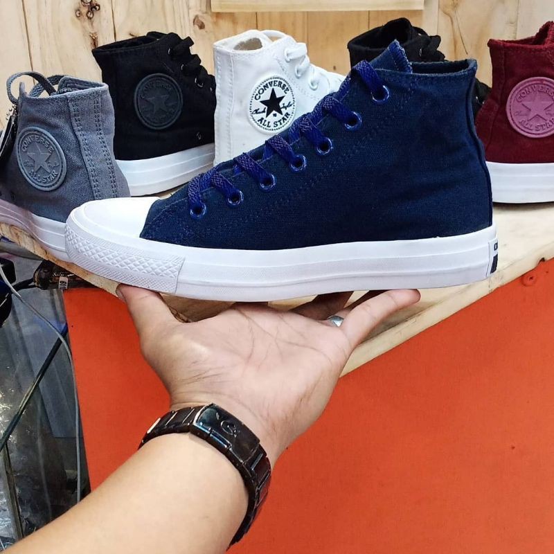 Sepatu Sneakers Pria Casual Keren Sepatu Sekolah Wanita Pria Sepatu Sekolah Hitam All Star Tinggi