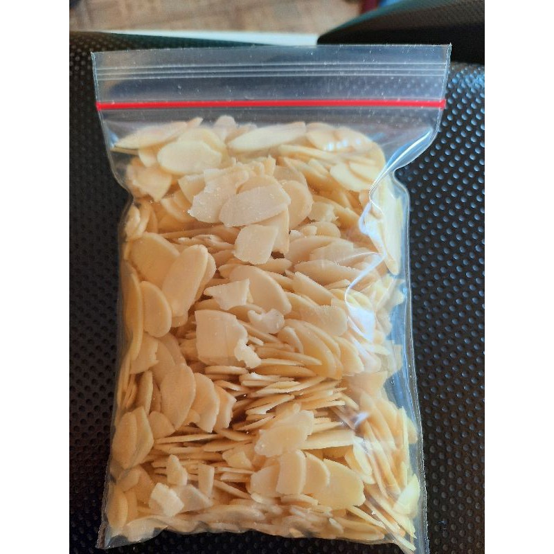 

Almond Slice 100g