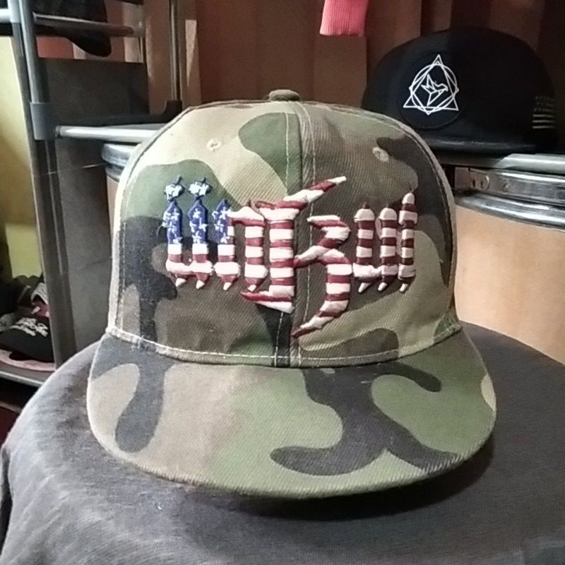 topi loreng impor topi topi bermacam macam topi impor topi newera topi mlb topi visor topi pendek to