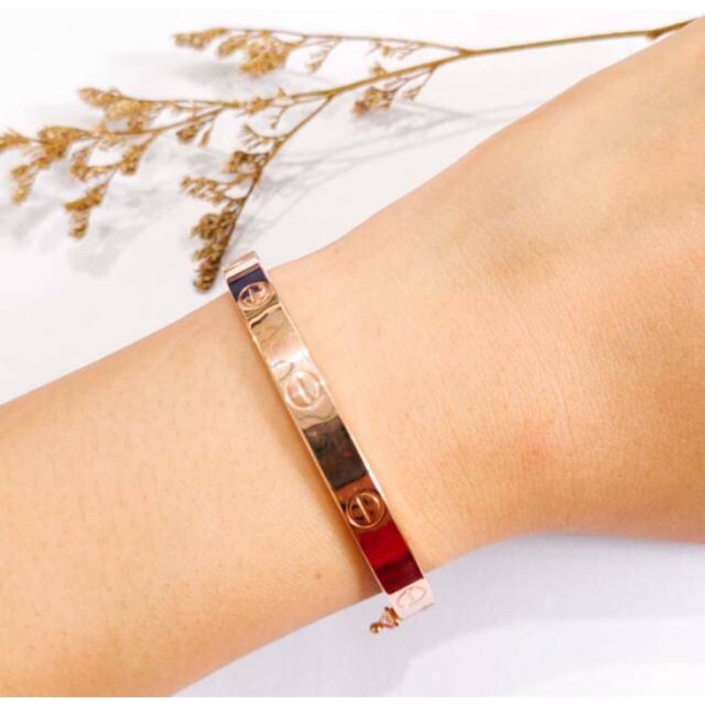 gelang branded emas asli kadar 750 gelang love